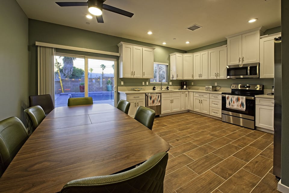 Dining & Kitchen Area Backyard Access