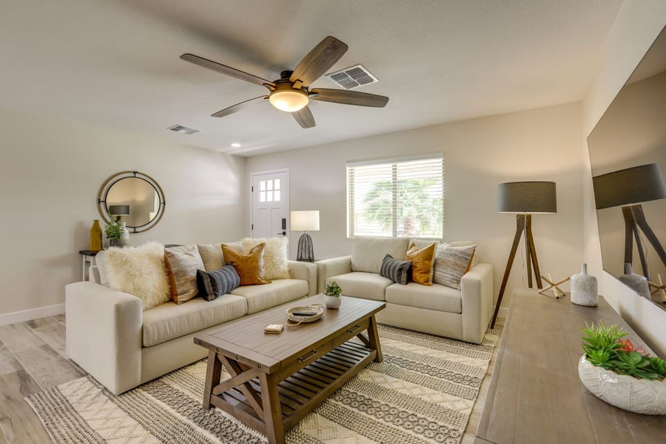 Sun City Vacation Rental | 2BR | 2BA | 1,569 Sq Ft | Half Step Required