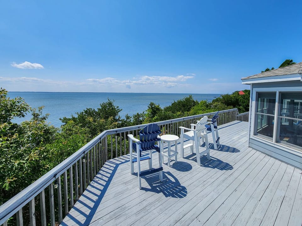 Sundeck 2023