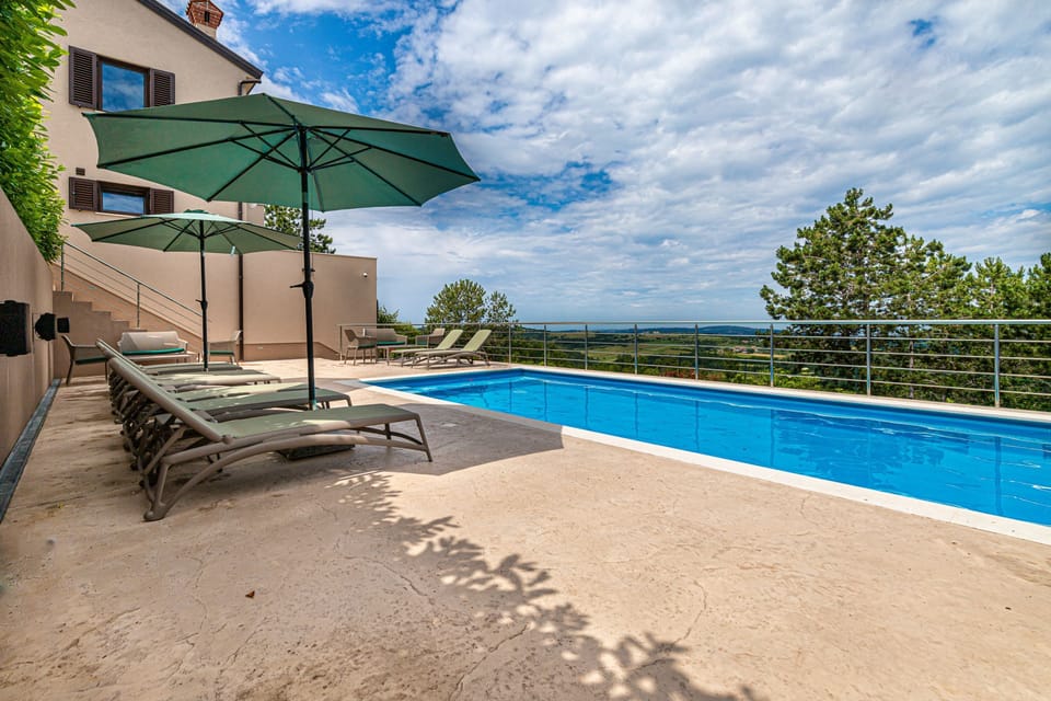 Private Pool