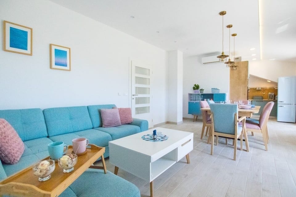 Living room 2