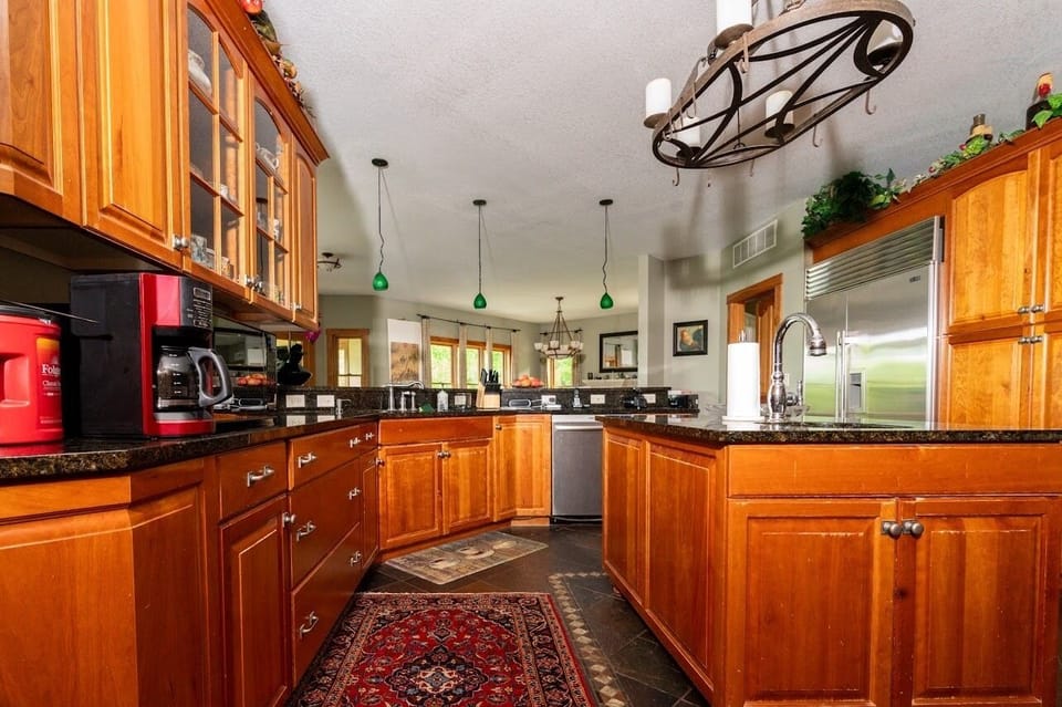 kitchen 18x17 sq ft