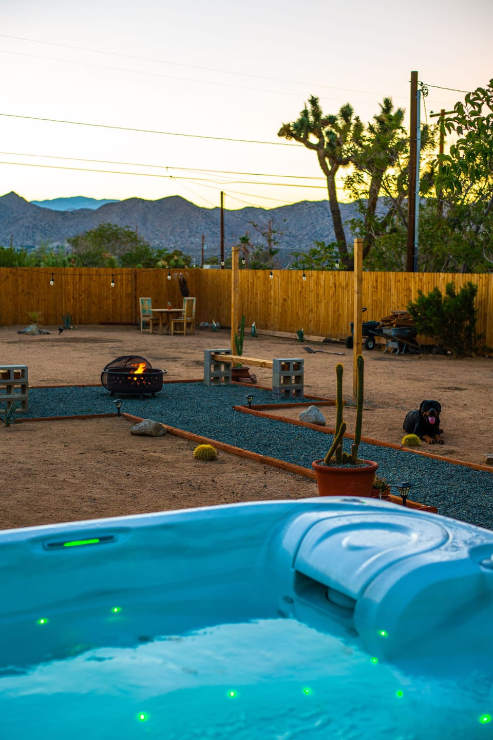 Outdoor spa tub