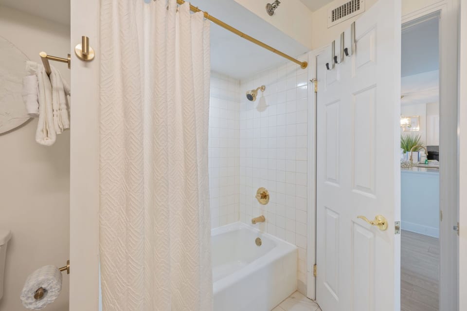 Bathroom #2