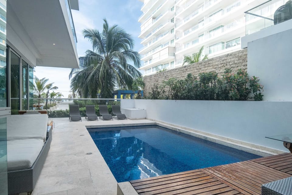 Lovely Terrace and pool