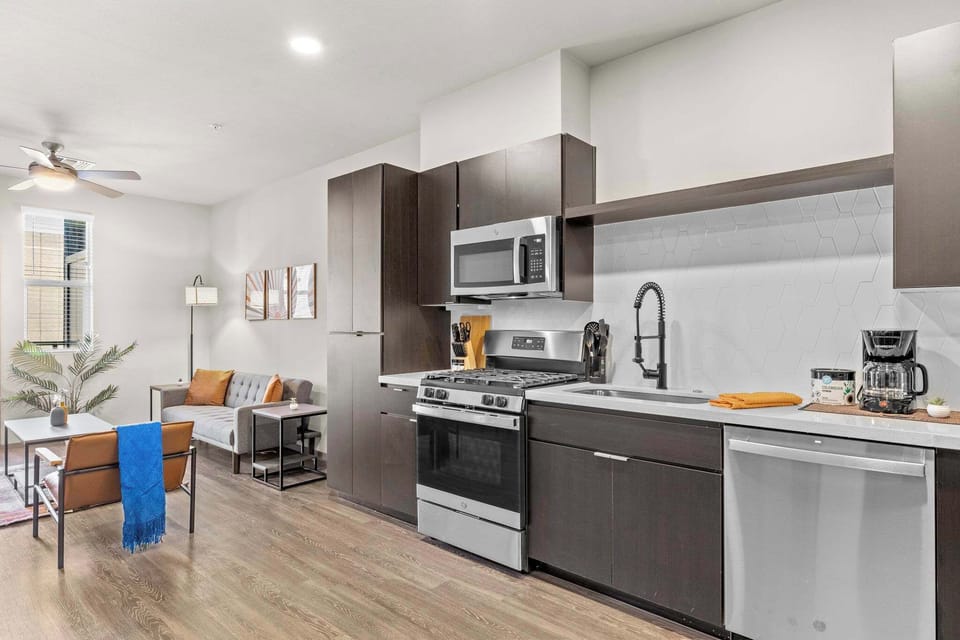 Fully equipped kitchen