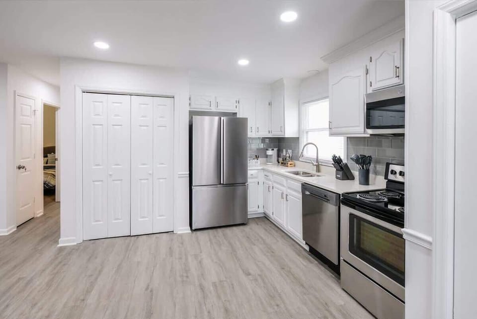 Modern appliances,
cookware, and coffee
maker included.