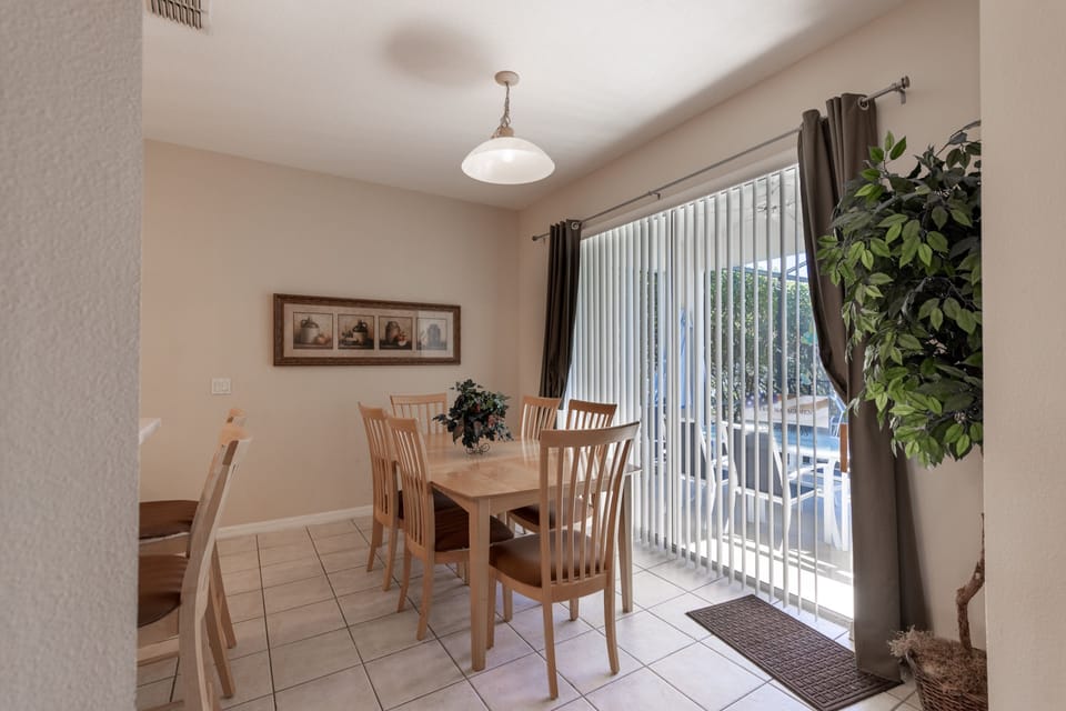DiningArea