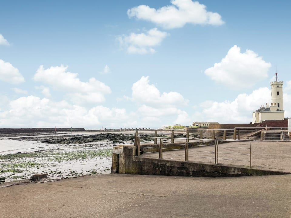 Surrounding area | Apartment Five - Arbroath Apartments, Arbroath