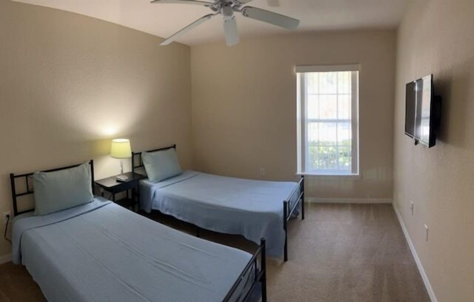 2 Twin Bedroom.jpg