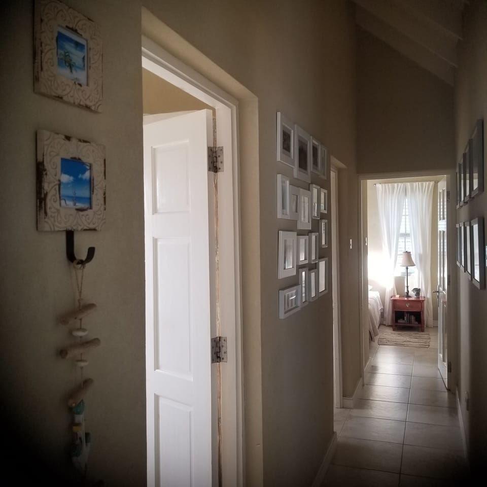 Bedroom and Bathroom hallway