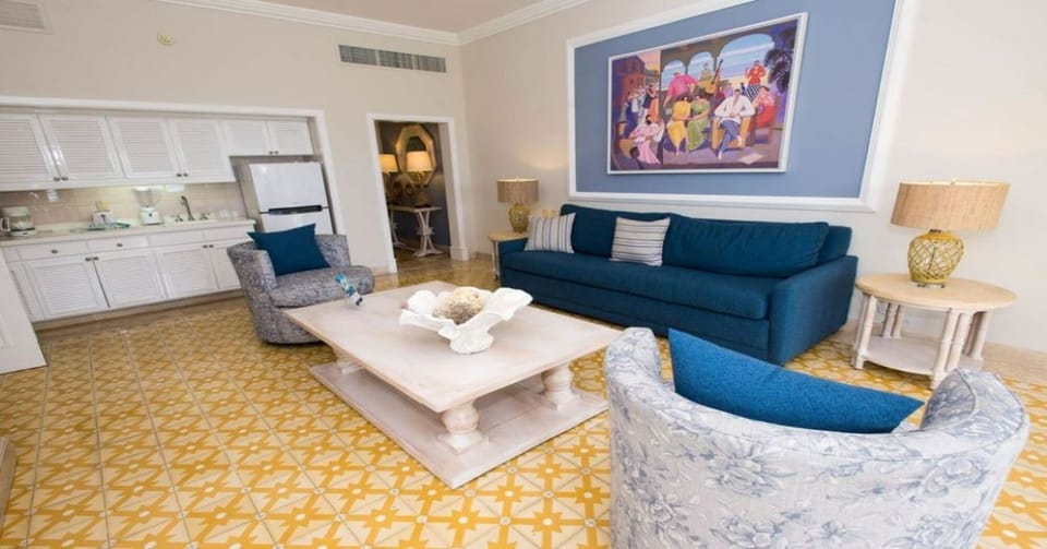 Owner Master Suite at Pueblo Bonito Emerald Bay, Vacation Travel Exclusives