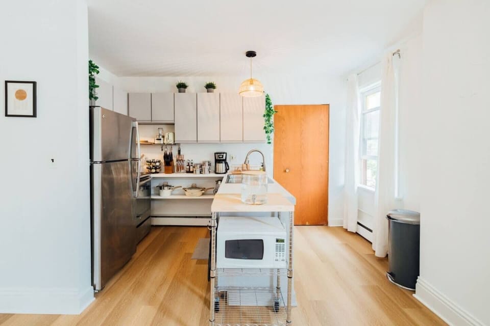 "The kitchen had everything we needed." - Holly, 5 Star Review