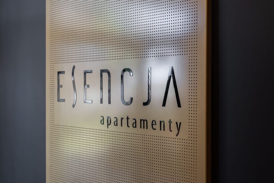 Enjoy easy access to the city's attractions from this well-located building. 
