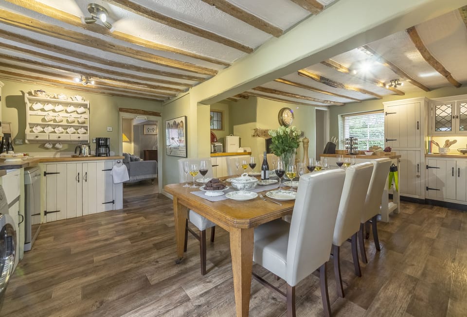 Ground floor: Large kitchen/dining room