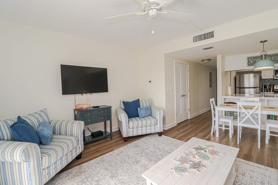 St. Augustine Beach Rentals Living Room