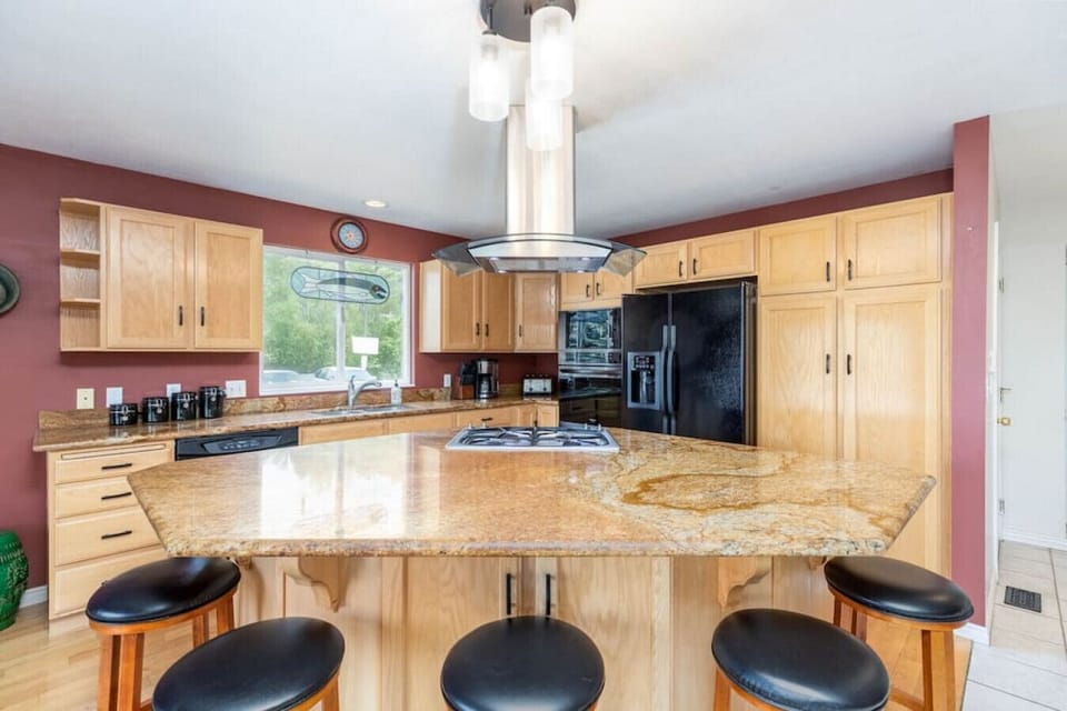 Kitchen and Bar Countertop