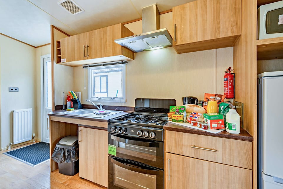 8549602 interior18 800