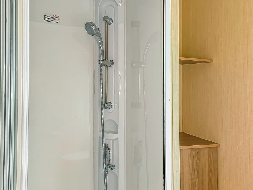 Shower room | The Meadows, Wemyss Bay