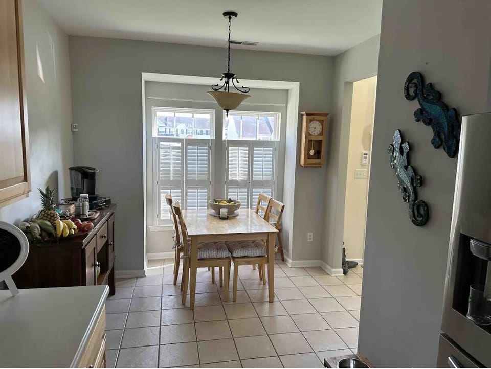 Kitchen table