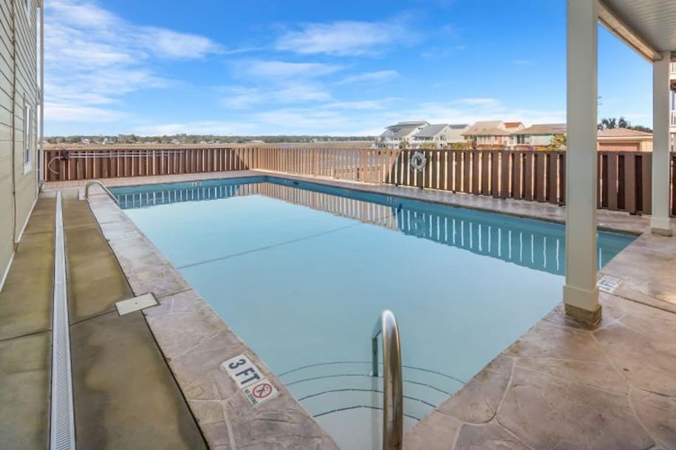 Enjoy an evening dip in this sparkling pool!