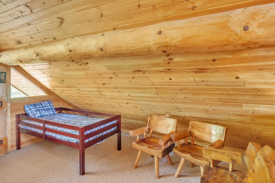Indoors, Hardwood, Stained Wood, Chair, Furniture