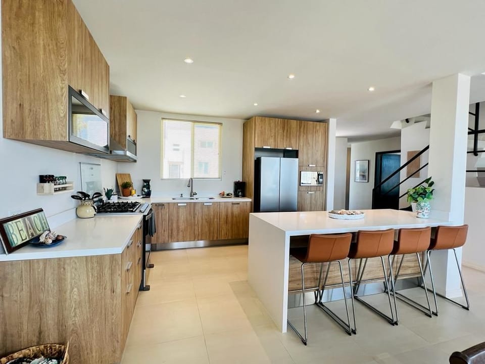 Fully stocked kitchen - just add groceries