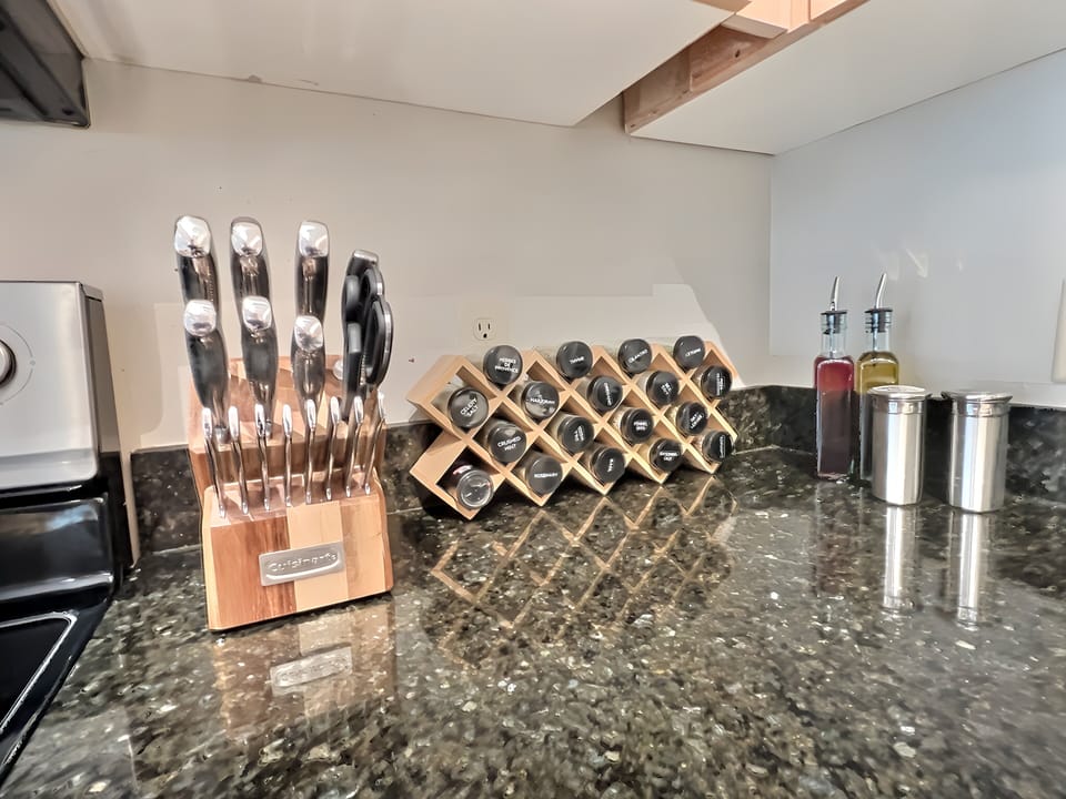 Pantry Staples Included — Spices, oils, tools, and extras—skip the shopping and start relaxing. 🌶️✨