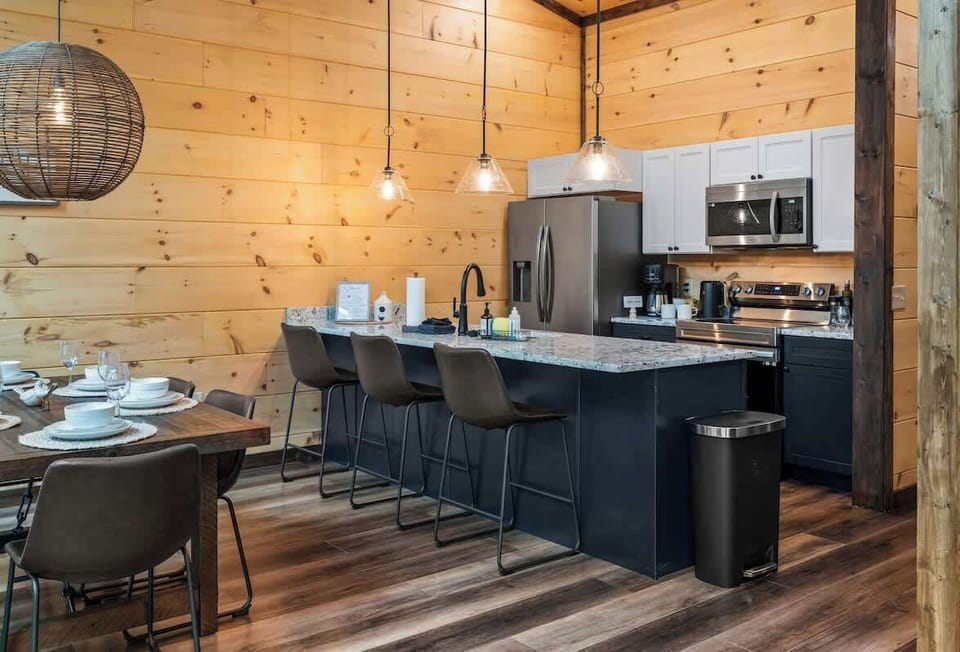 Our well equipped kitchen has everything you need for a great family meal! 