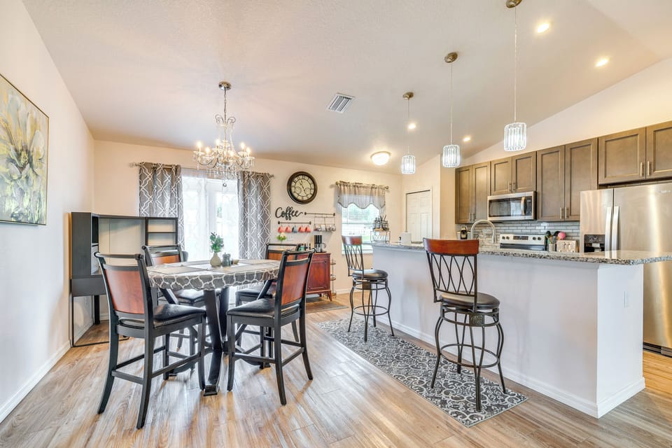 Inverness Vacation Rental | 3BR | 2BA | 1,500 Sq Ft | 1 Step Required