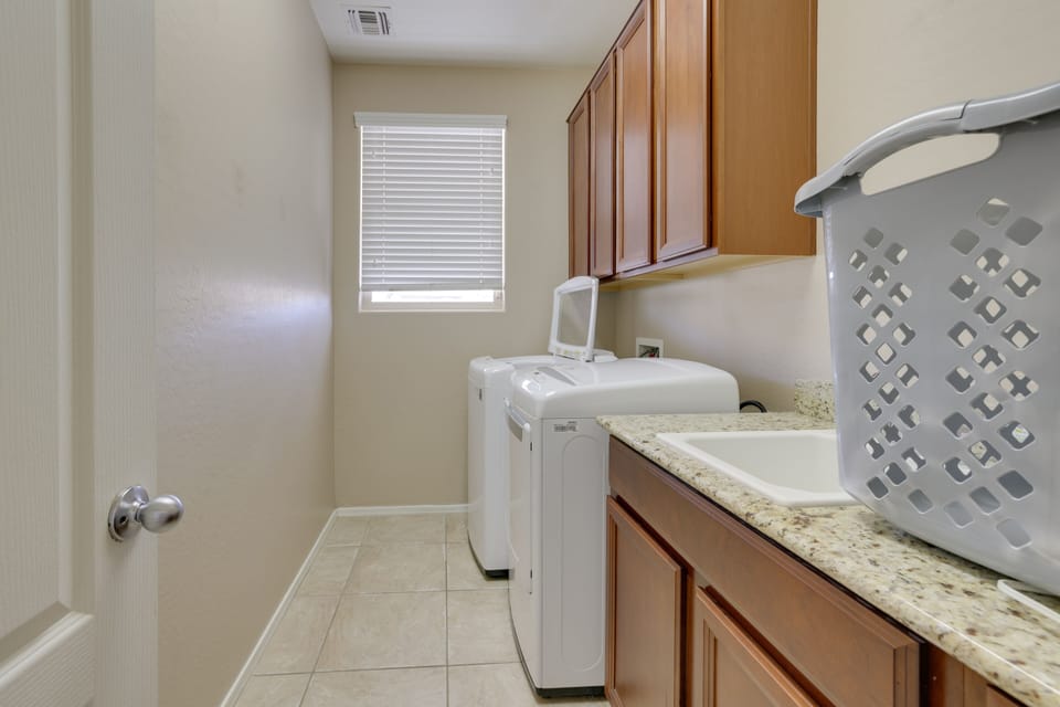 Laundry Room | Main Level