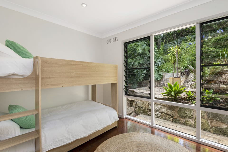 4th bedroom 