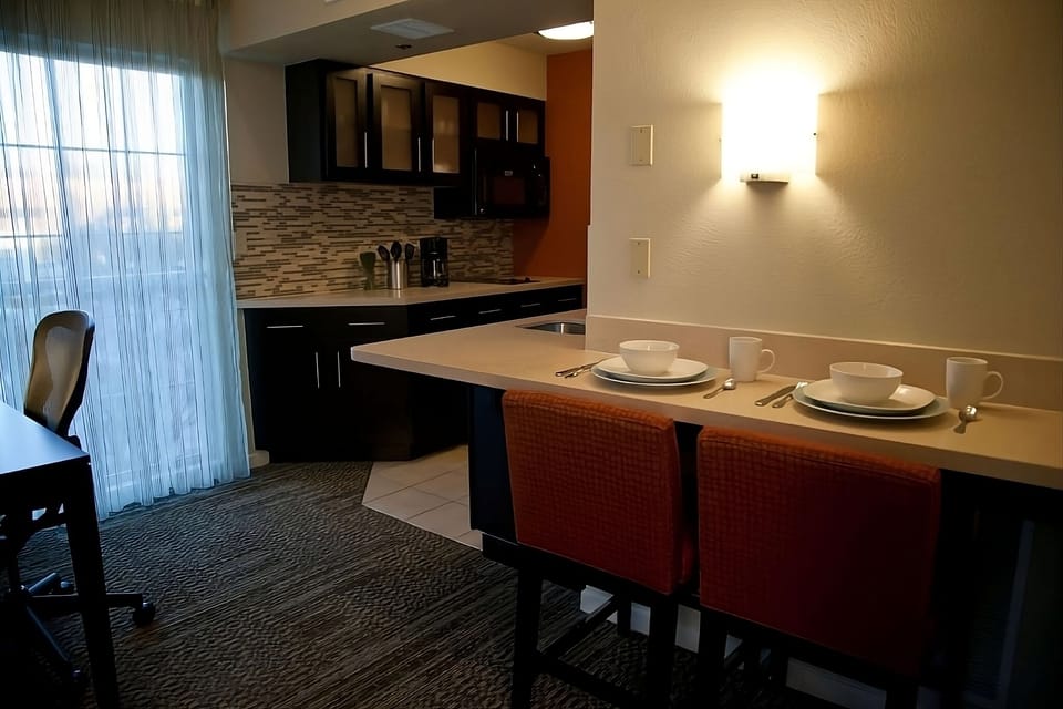 Start mornings with coffee at the inviting breakfast bar.