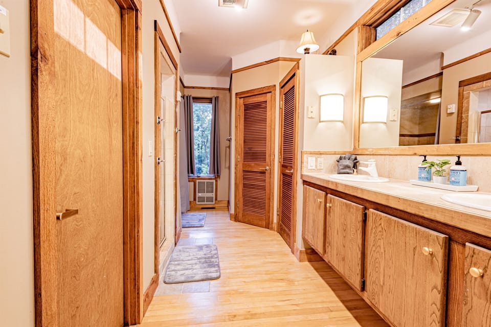 Bathroom #2
