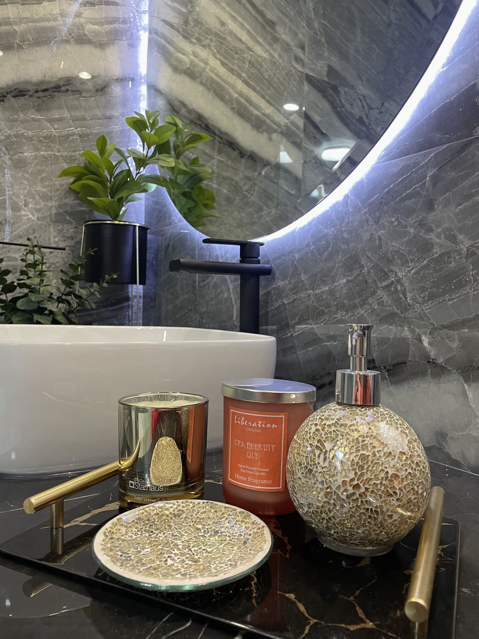 Bathroom amenities
