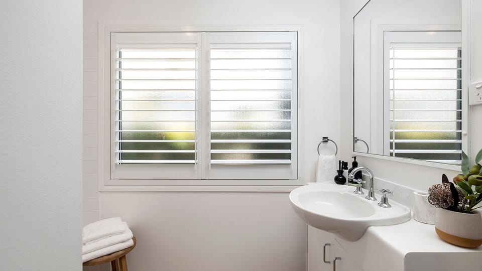 Cabane Sur Mer | Bathroom | Shower | Toilet | Linen provided