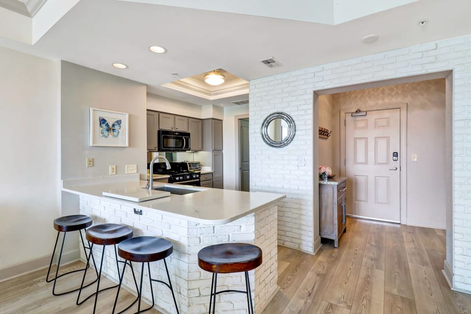 510 Mainsail | Kitchen - 510 Mainsail | Kitchen