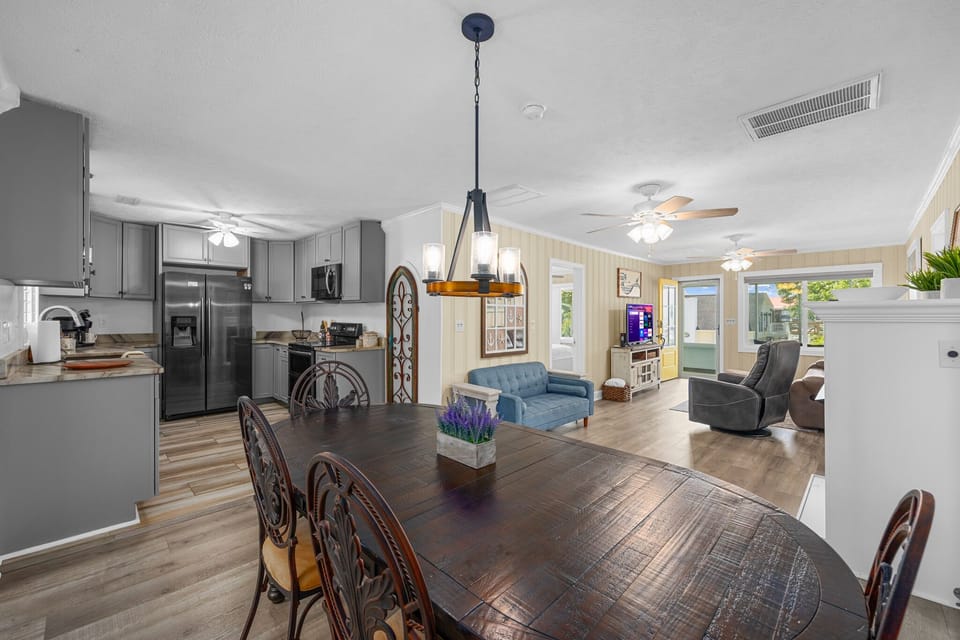Kitchen and dining area with seating for 7.
