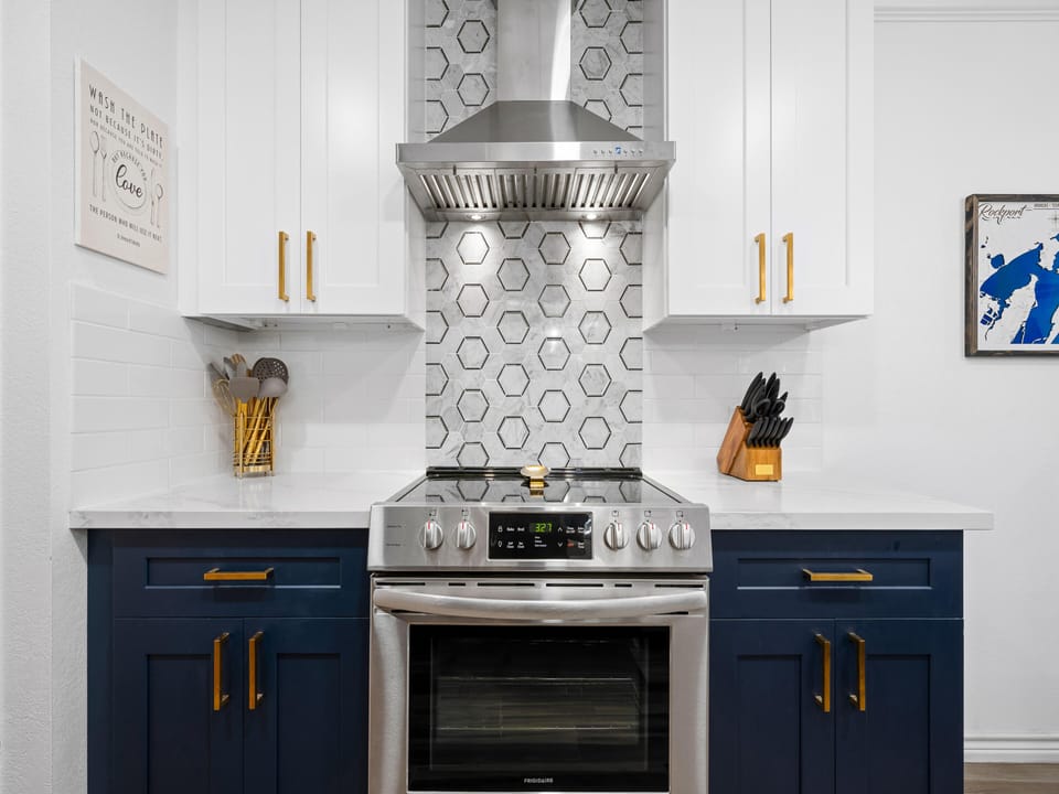 Full Kitchen
