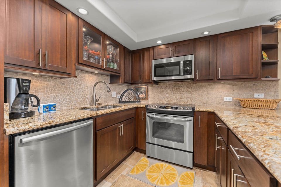 Full Kitchen