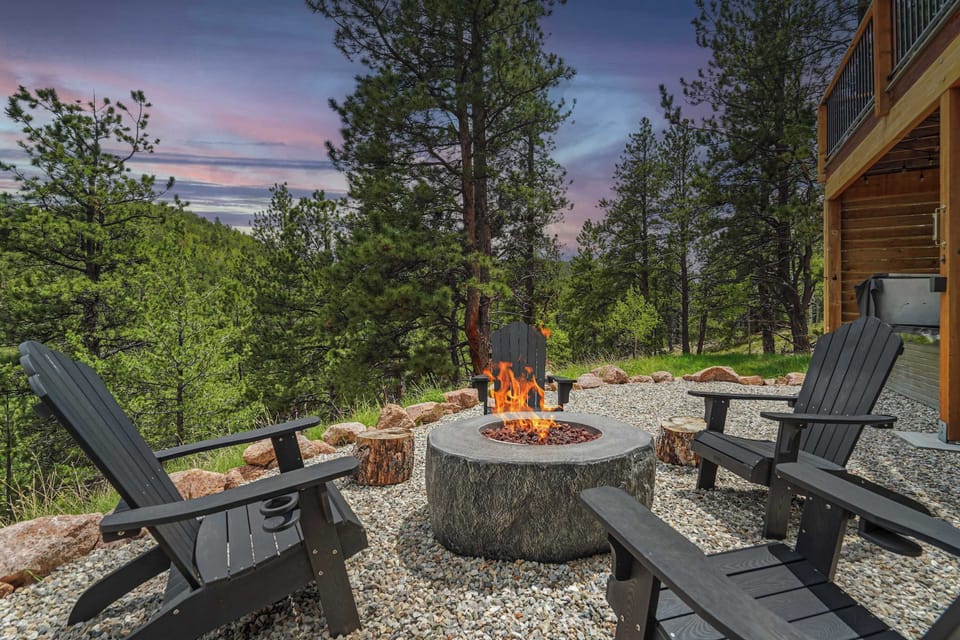 Welcome to Valley Vista Lodge! Unwind in this mountain retreat, where cozy evenings by the fire pit meet breathtaking forest views. Escape the ordinary and embrace nature in ultimate comfort.