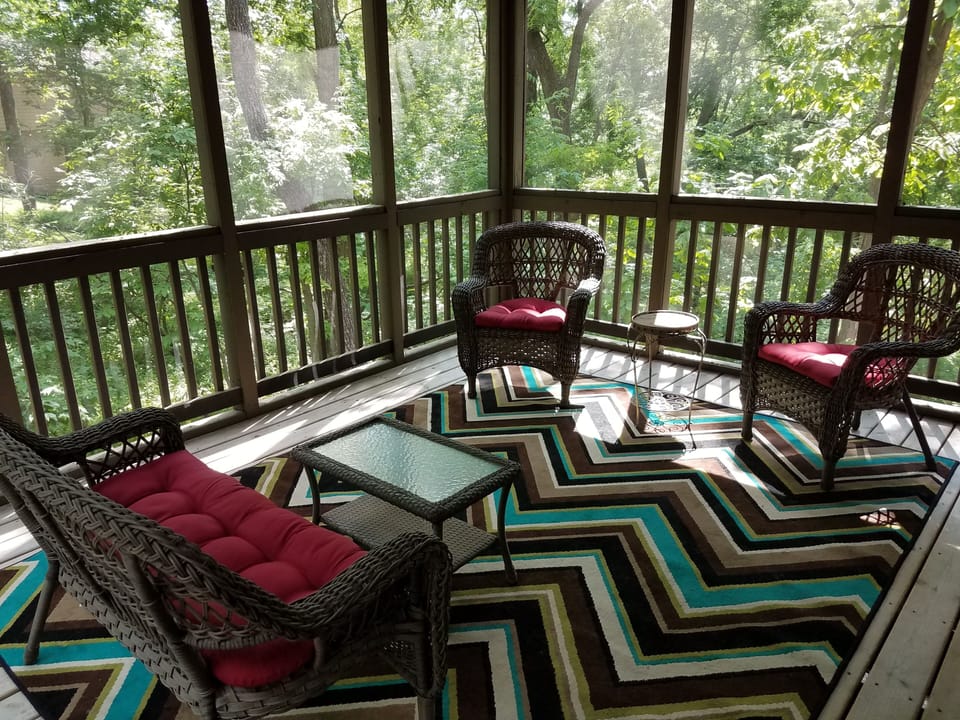 Screened porch.
