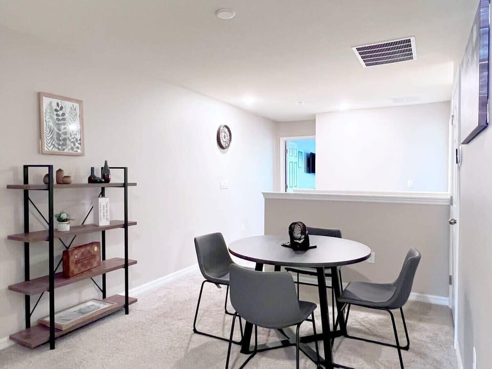 Separate Loft area for gathering