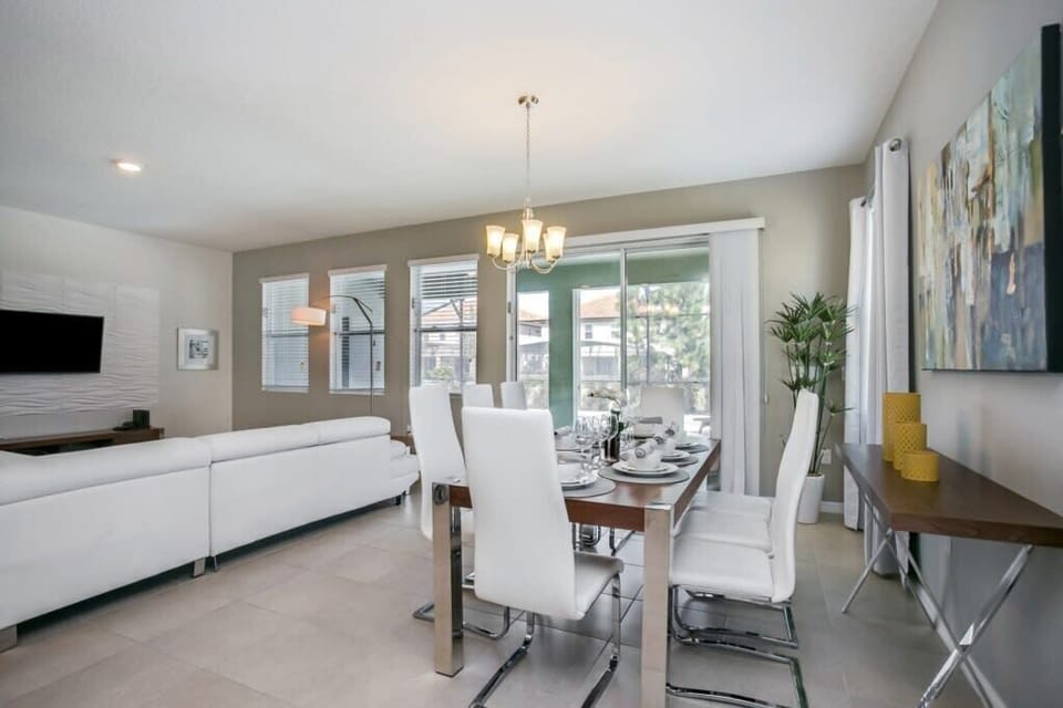5226WildwoodWay,Solterra_17