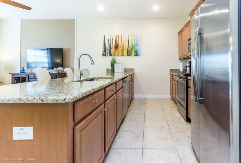 4796ClockTower,StoreyLake_11