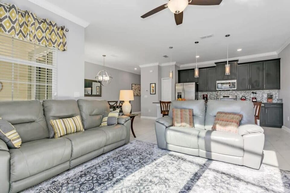 4886RomeoCir,StoreyLake_19