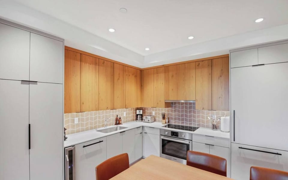 Kitchen with high-end appliances