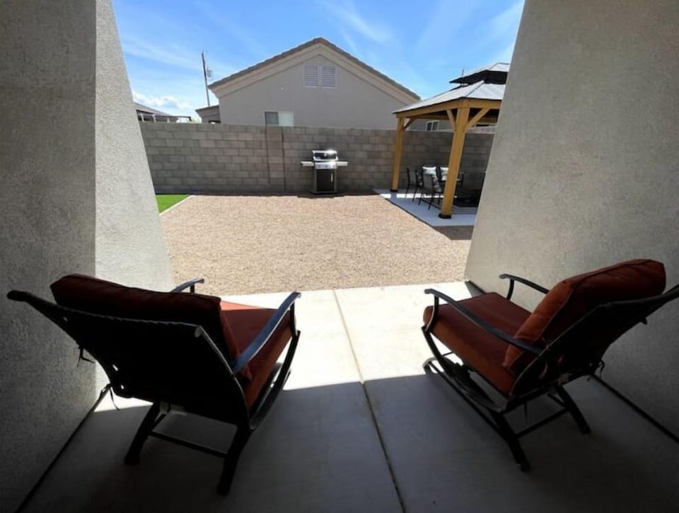 Outdoor Seating
