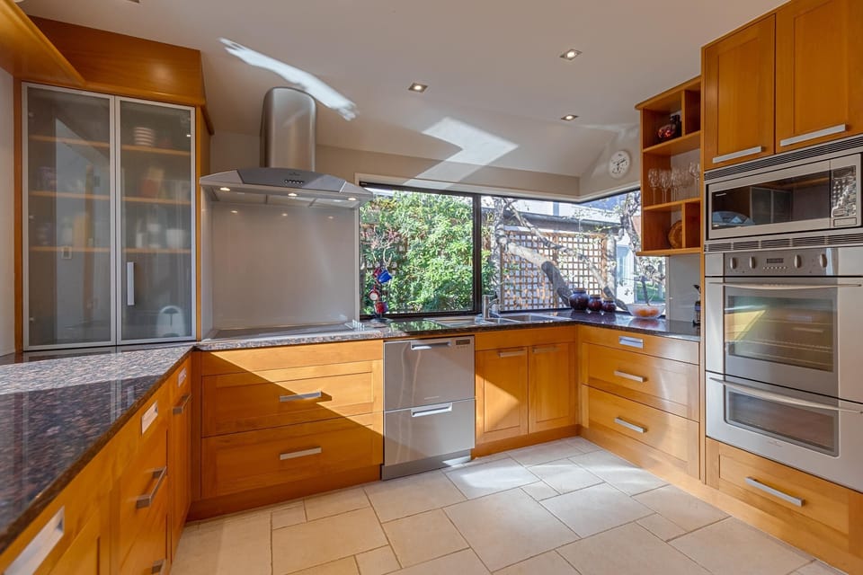 Separate kitchen area