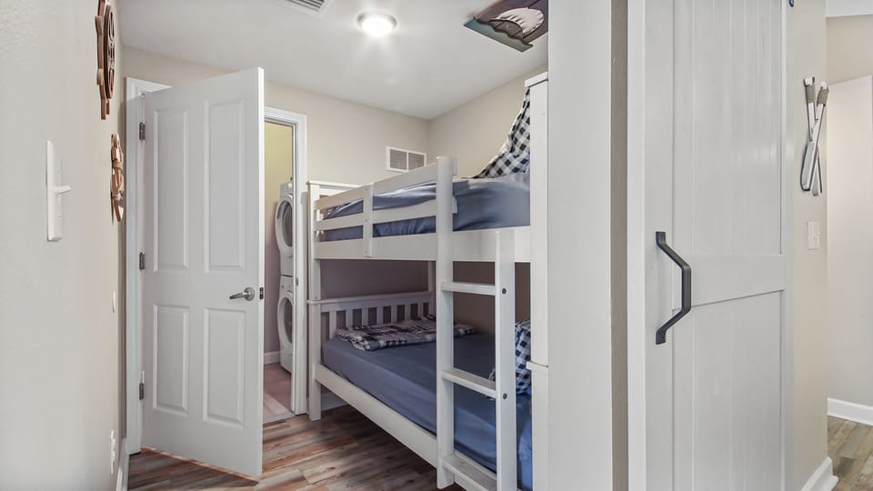 Bunk Room
